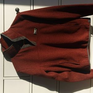 Small red LL Bean quarter button fleece